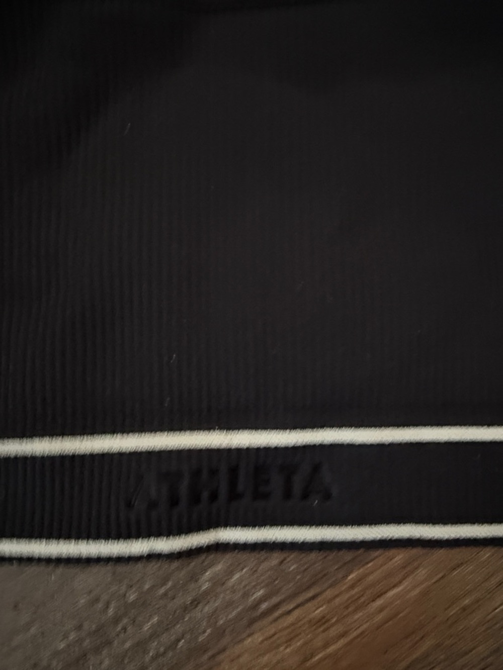 Seamless halter - Picture 4 of 4